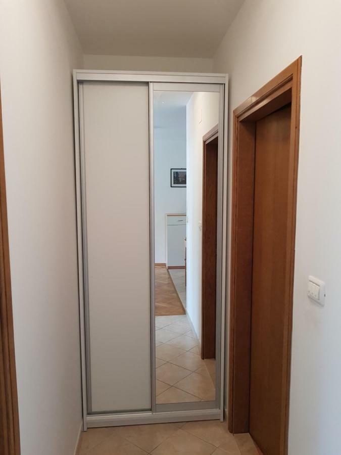 Apartment Smile Baška Voda Екстериор снимка