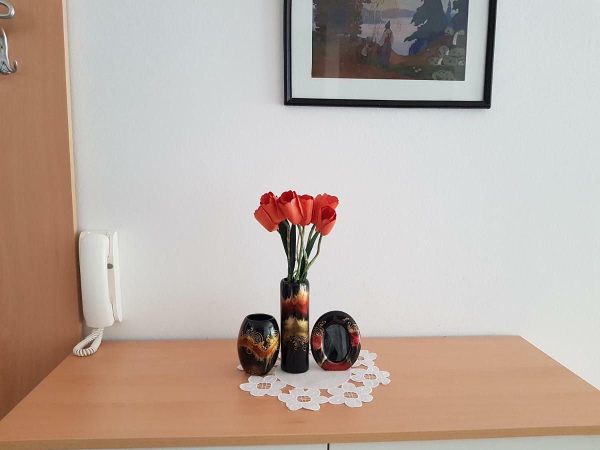 Apartment Smile Baška Voda Екстериор снимка